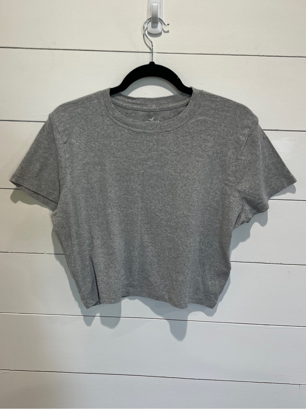 Hollister Crewneck Crop Tee - Gray